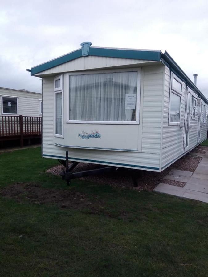 L&G Family Holidays 8 Berth Sealands Familys Only And The Lead Person Must Be Over 30 (Adults Only) Ingoldmells Eksteriør bilde