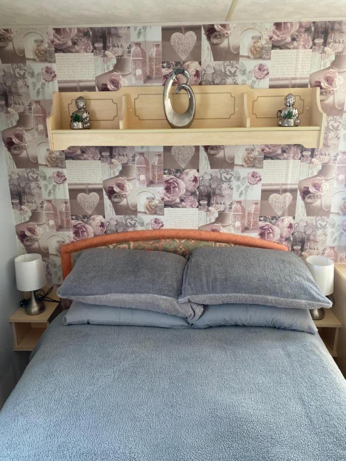 L&G Family Holidays 8 Berth Sealands Familys Only And The Lead Person Must Be Over 30 (Adults Only) Ingoldmells Eksteriør bilde